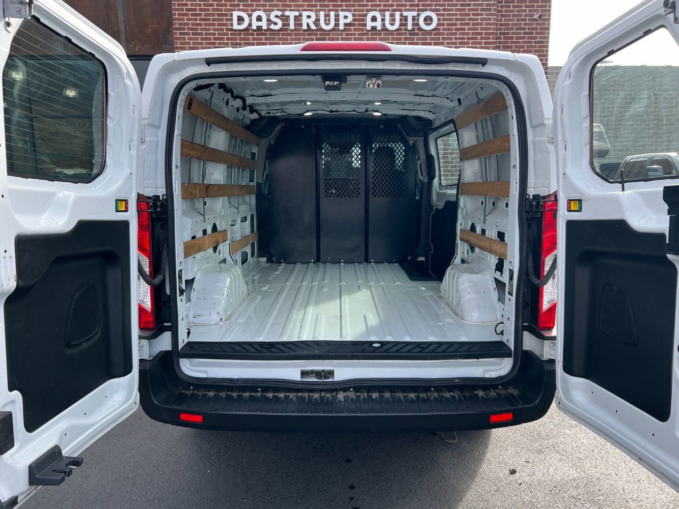 Used 2022 Ford Transit 250 Low Roof w/ Exterior Upgrade Package image 24