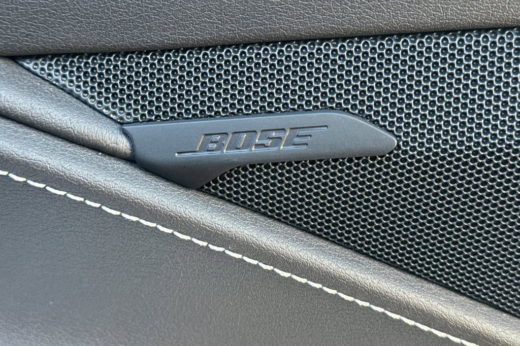 Used 2021 Chevrolet Corvette Stingray Coupe w/ 1LT image 19