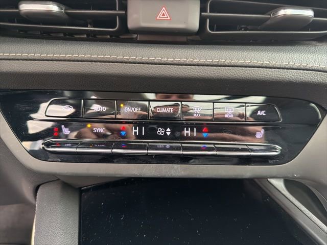 Used 2023 Buick Envision Essence w/ Sport Touring Package image 27