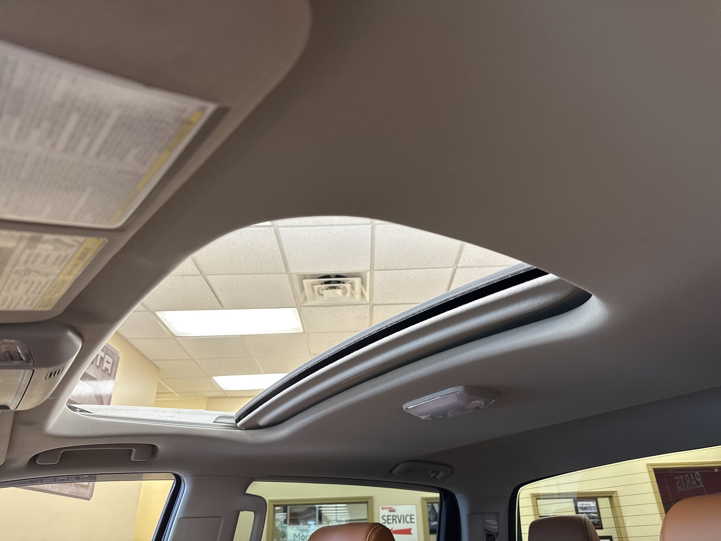 Used 2018 Toyota Tundra Platinum AWD/4WD image 8