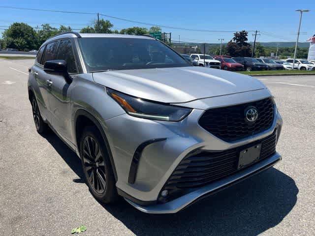 Used 2025 Toyota Highlander XSE AWD/4WD image 35