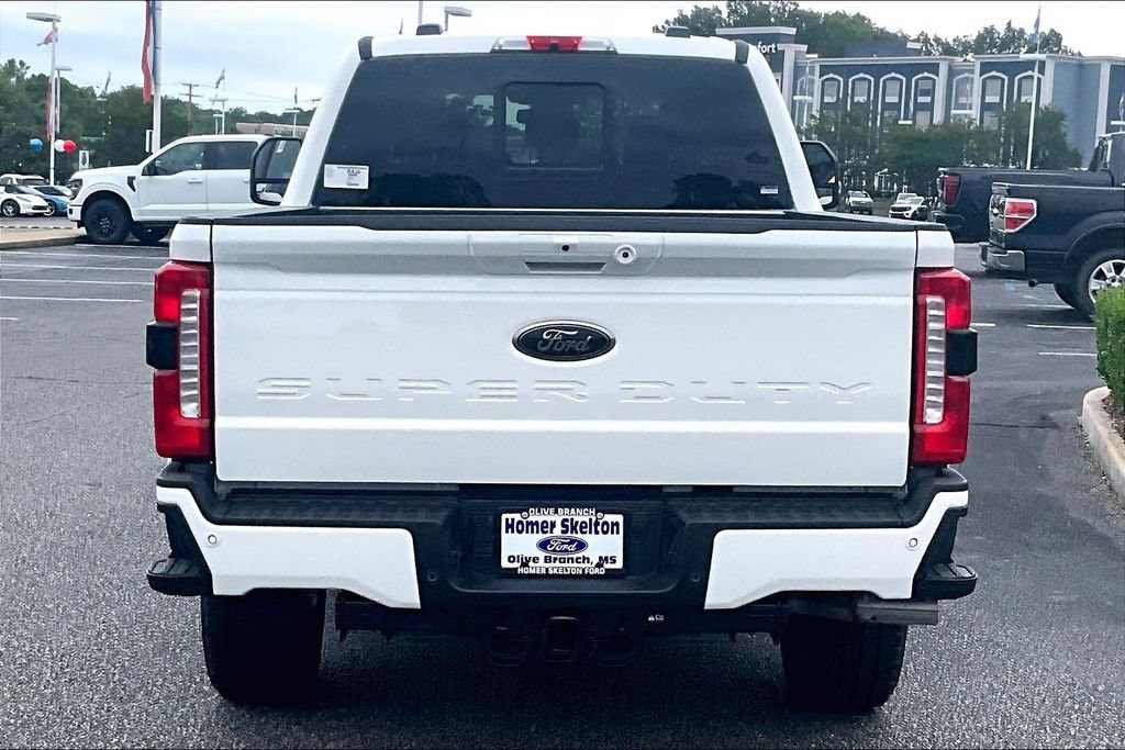 New 2026 Ford F250 Lariat w/ Black Appearance Package AWD/4WD image 4