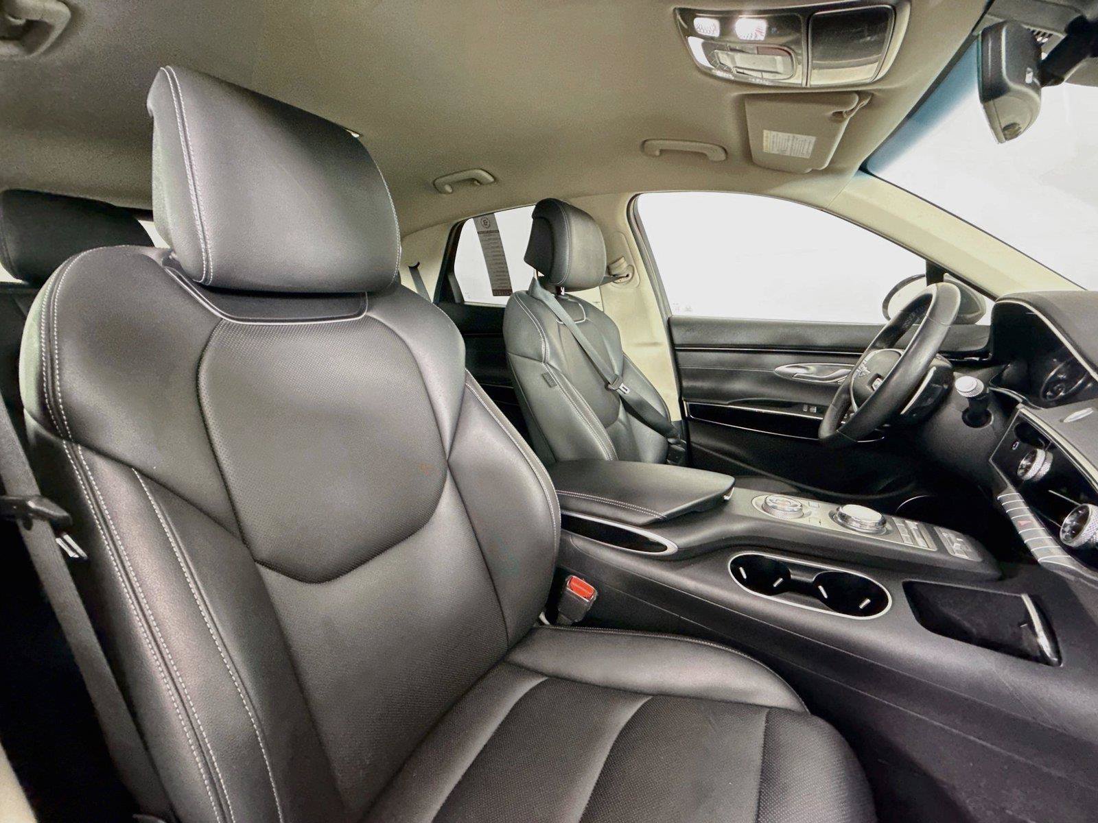 Used 2025 Genesis GV70 2.5T AWD/4WD image 43