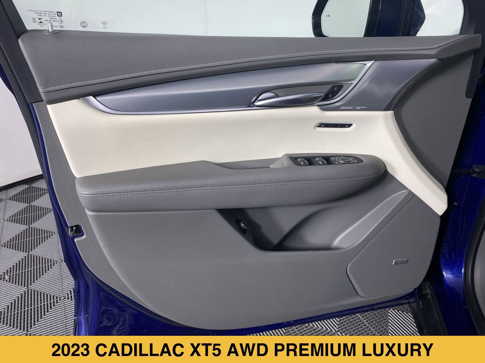 Certified 2023 Cadillac XT5 Premium Luxury w/ Technology Package AWD/4WD image 13