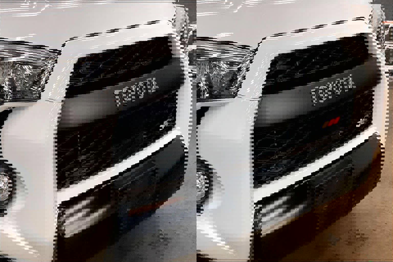 Used 2020 Toyota 4Runner Venture image 32