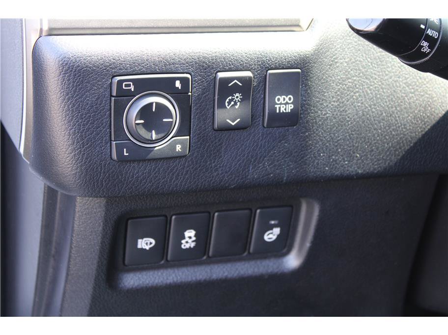 Used 2015 Lexus GX 460 Luxury AWD/4WD image 18