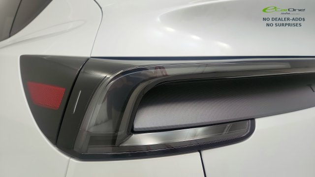 Used 2026 Tesla Model Y Long Range AWD/4WD image 25