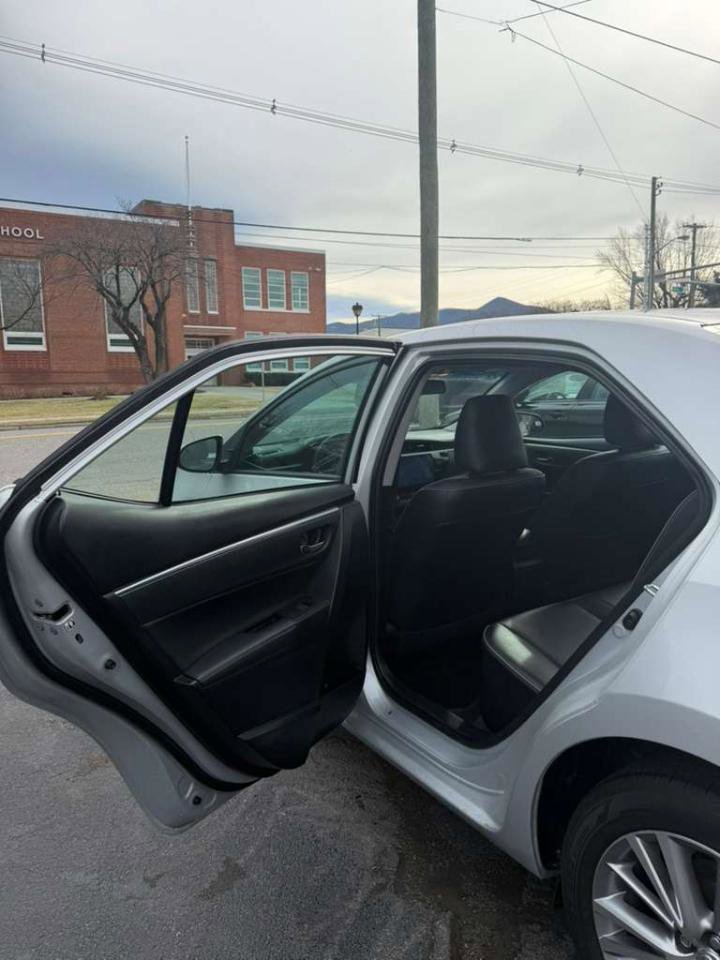 Used 2014 Toyota Corolla LE Premium w/ Driver Convenience Package FWD image 13