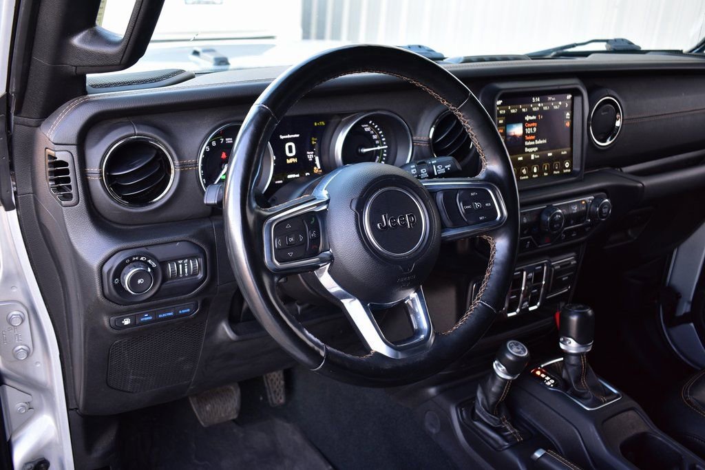 Used 2022 Jeep Wrangler Unlimited Sahara image 45