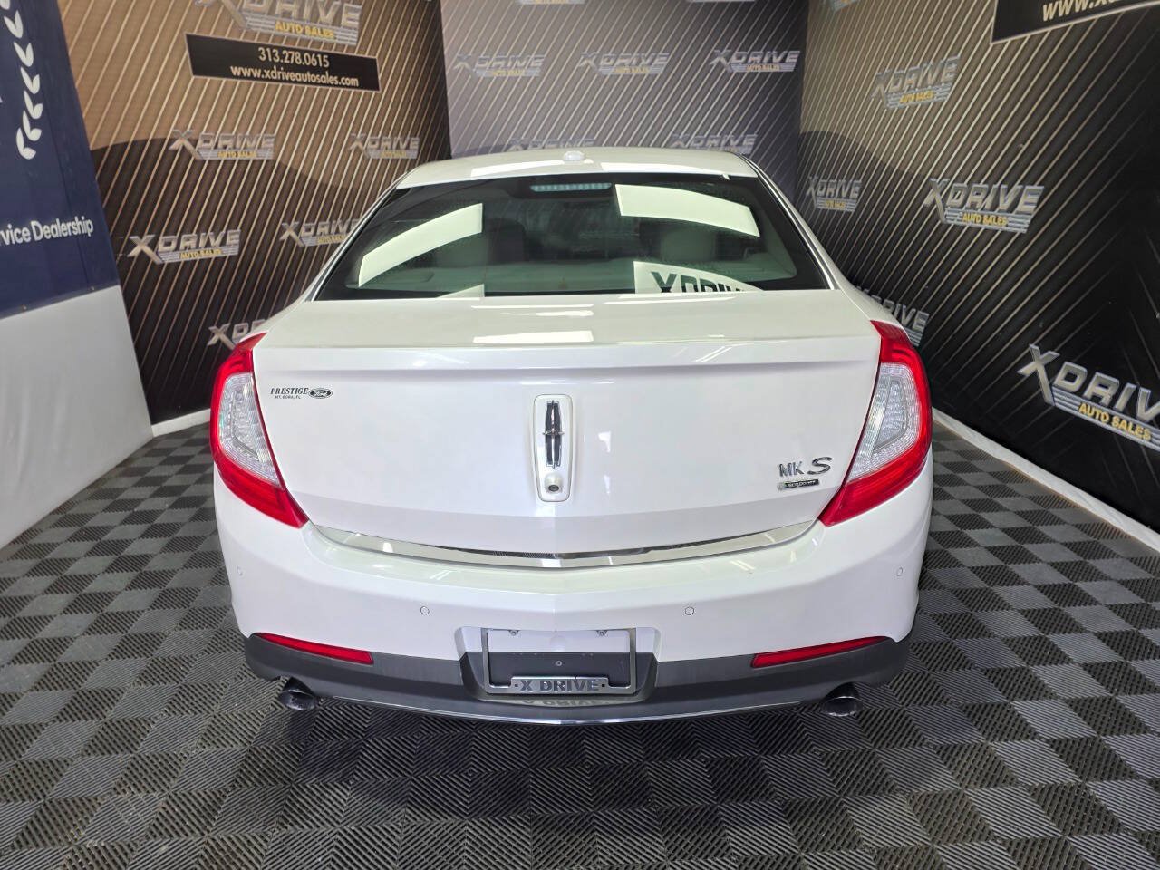 Used 2014 Lincoln MKS AWD w/ Equipment Group 201A image 13