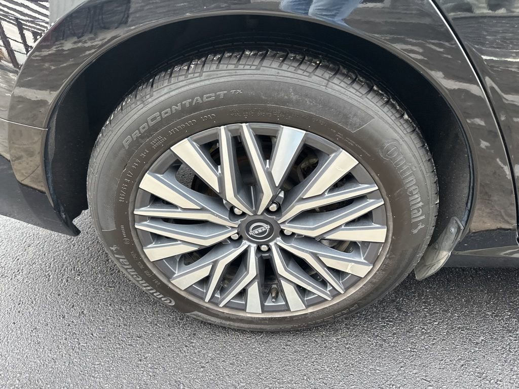 Used 2024 Nissan Altima 2.5 SV FWD image 6