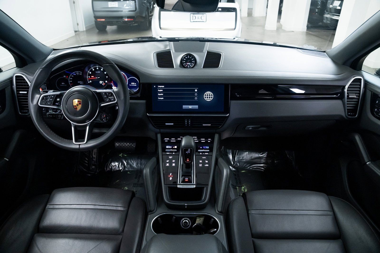 Used 2022 Porsche Cayenne Coupe image 9