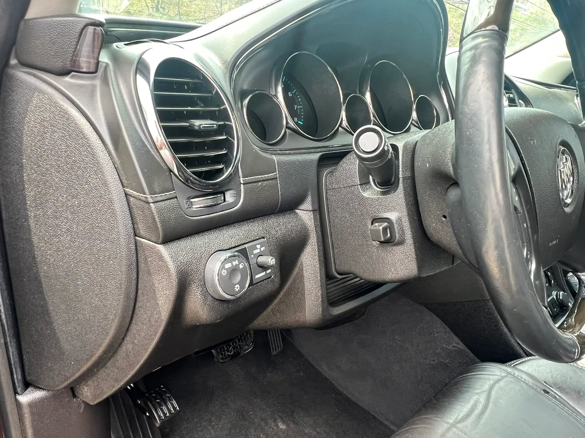 Used 2015 Buick Enclave Premium w/ Experience Buick Package image 12