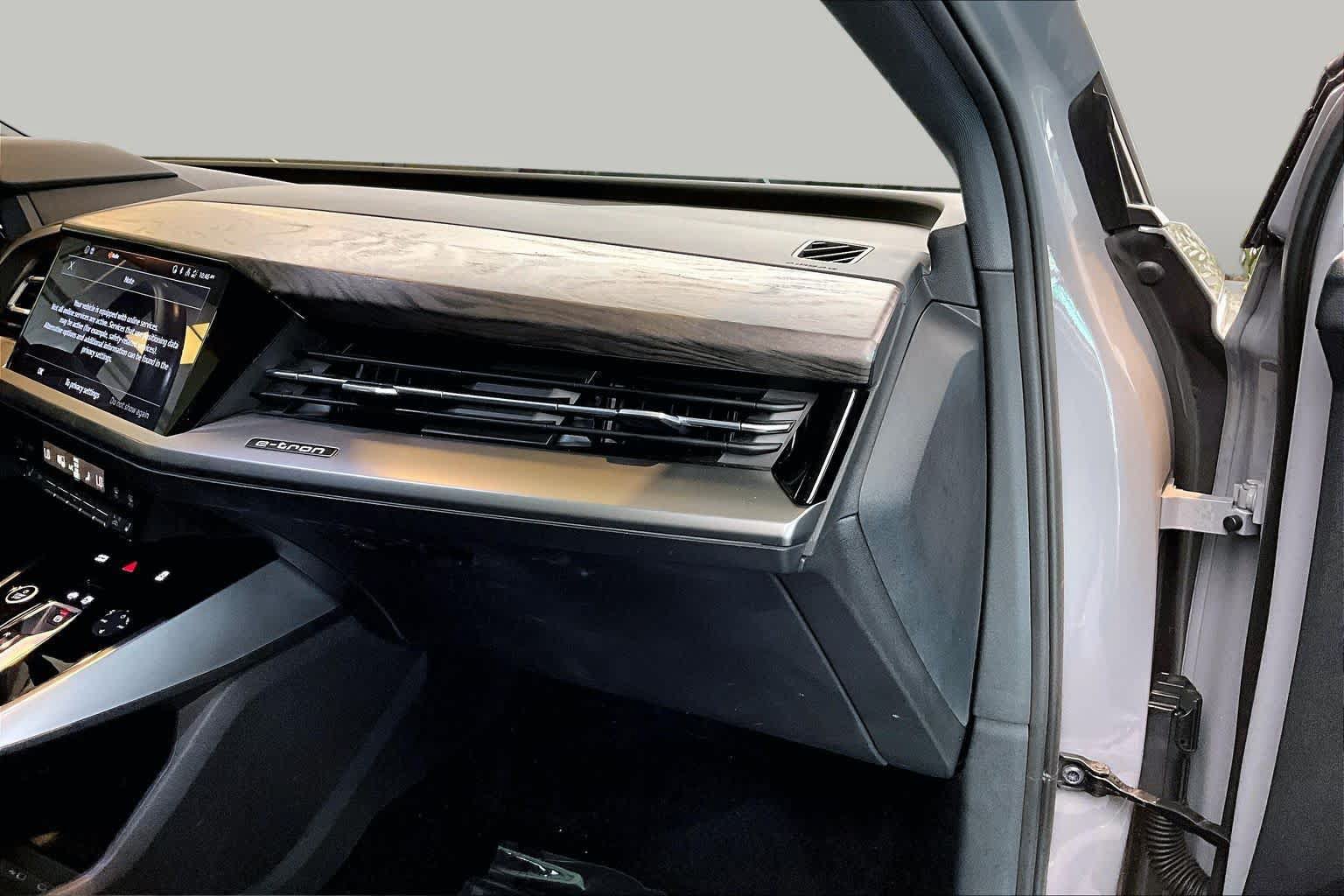 Used 2023 Audi Q4 e-tron Premium AWD/4WD image 18