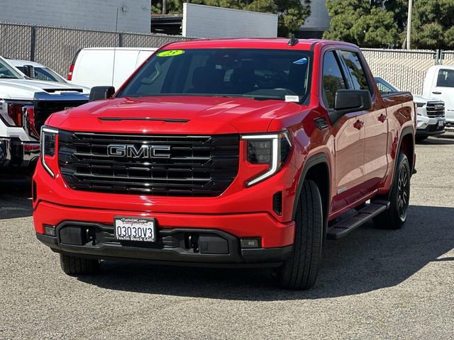 Used 2023 GMC Sierra 1500 Elevation w/ LPO, Elevation Black Package image 8