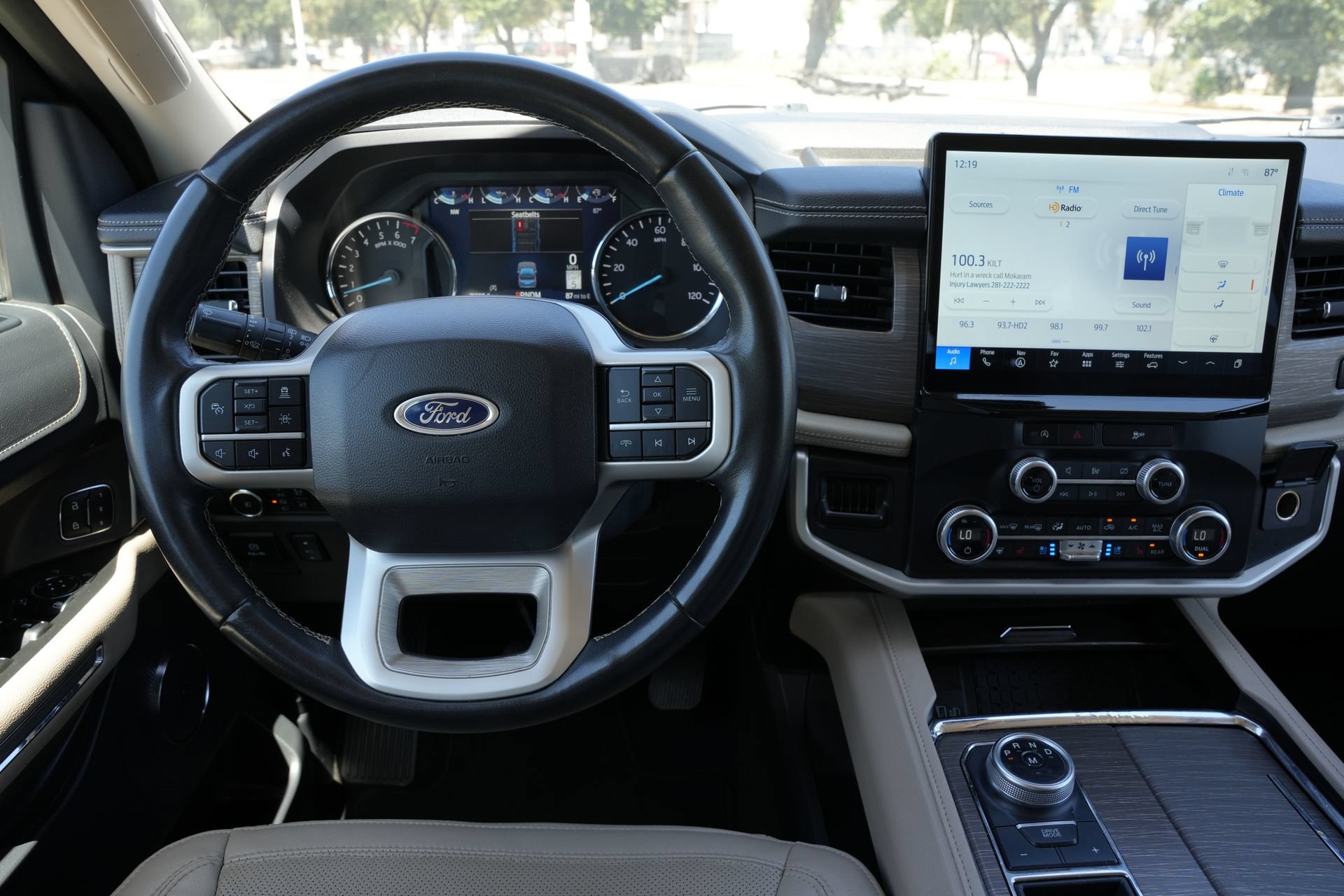 Used 2024 Ford Expedition Max Limited RWD image 10