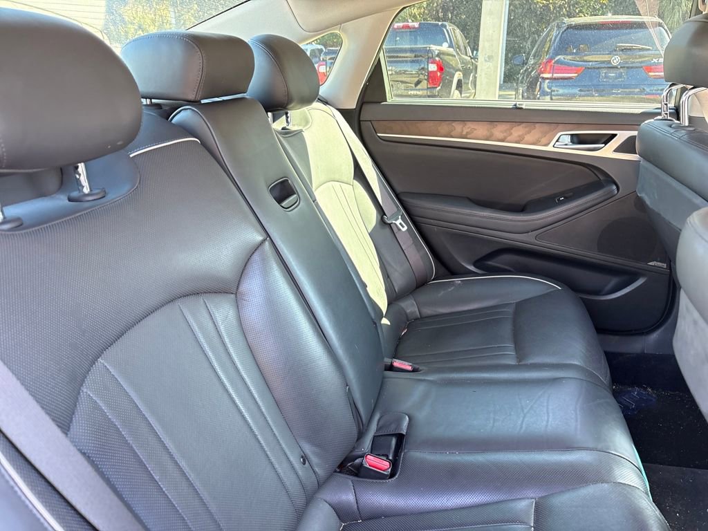 Used 2015 Hyundai Genesis 3.8 w/ Option Group 04 image 30
