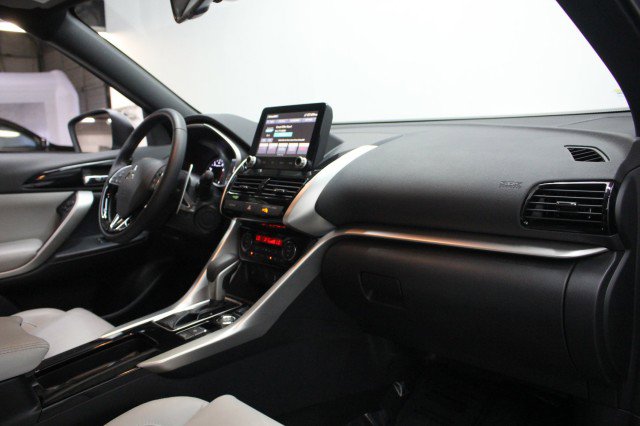 Used 2025 Mitsubishi Eclipse Cross SE image 21