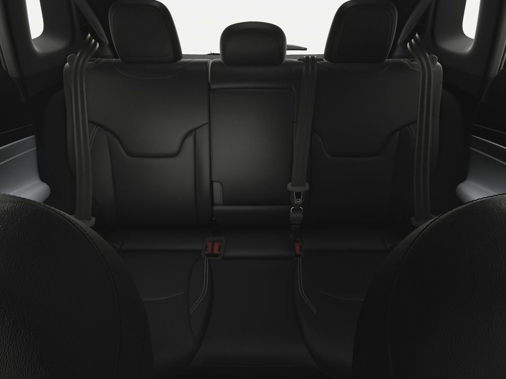 New 2025 Jeep Compass Limited image 19