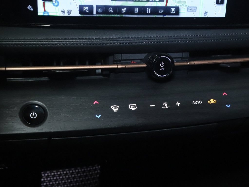 Certified 2023 Nissan Ariya FWD image 27