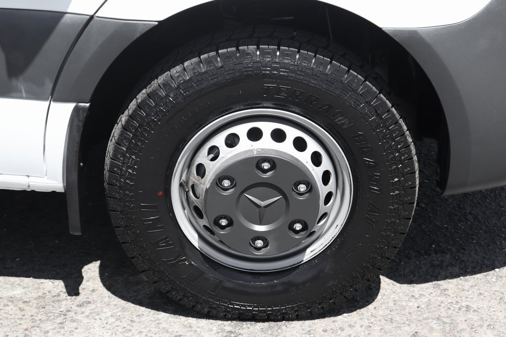 Used 2019 Mercedes-Benz Sprinter 170 image 30