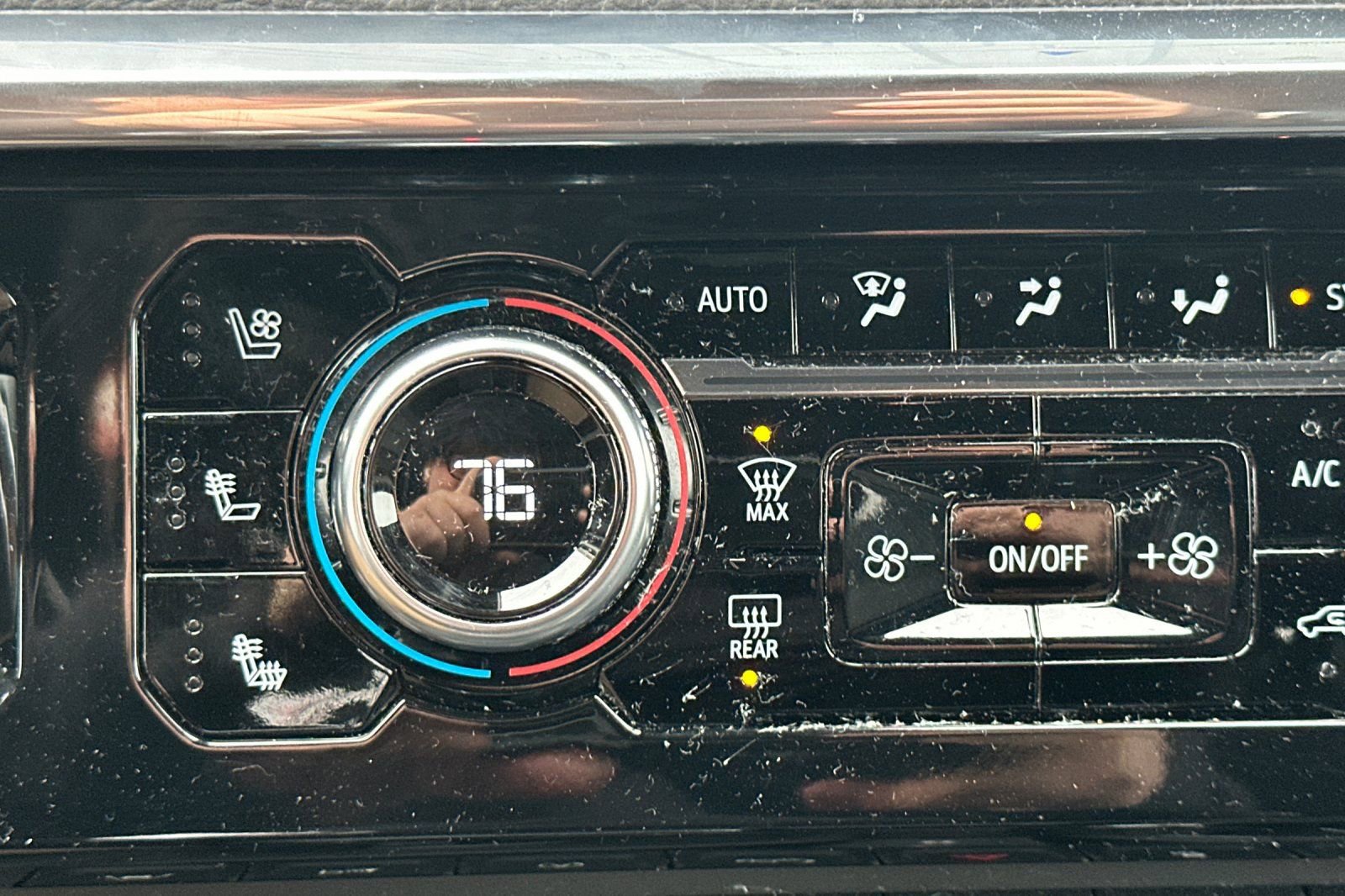 Used 2024 GMC Sierra 1500 Denali w/ Technology Package image 28