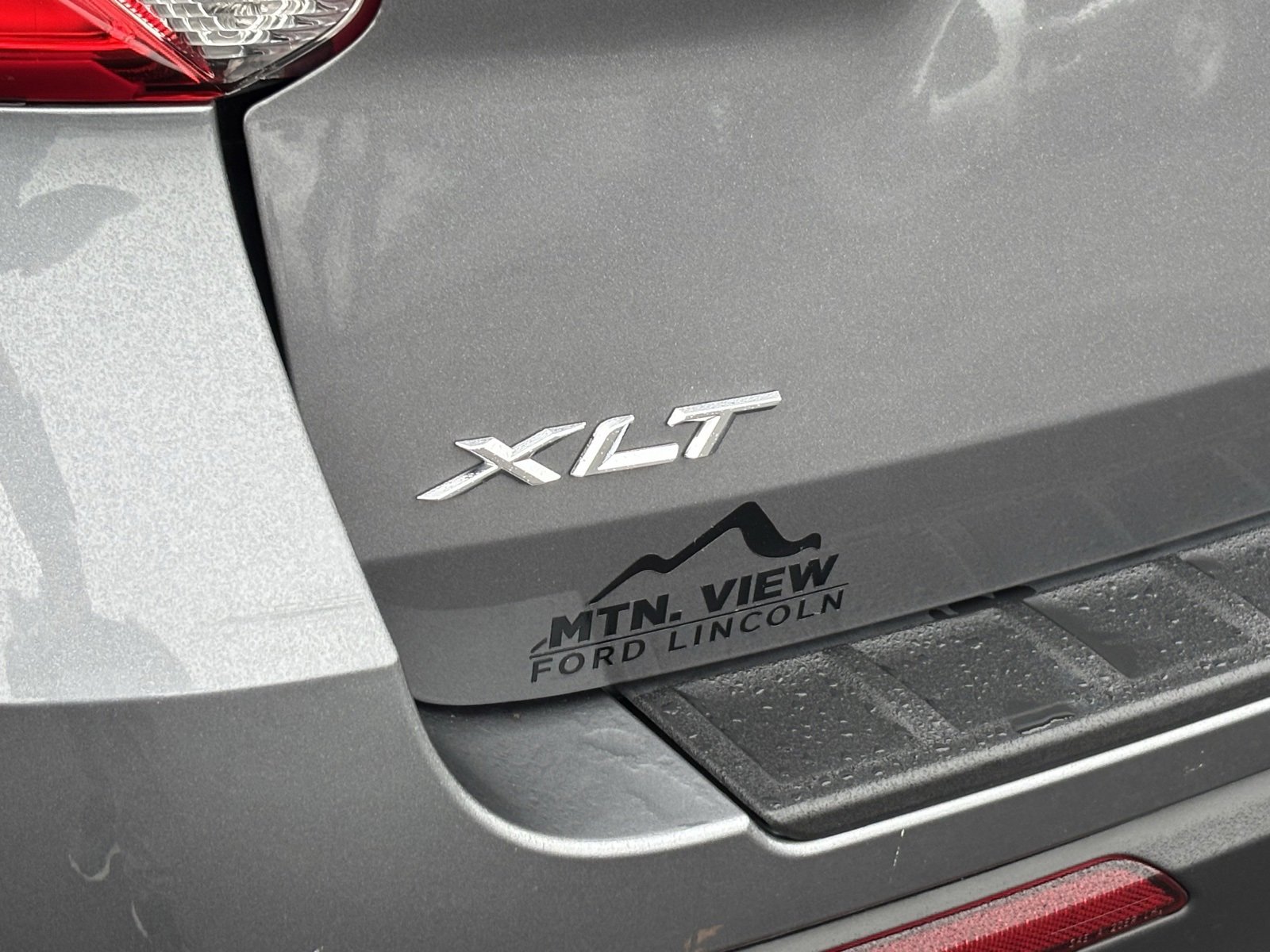 Used 2023 Ford Explorer XLT w/ Equipment Group 202A image 15