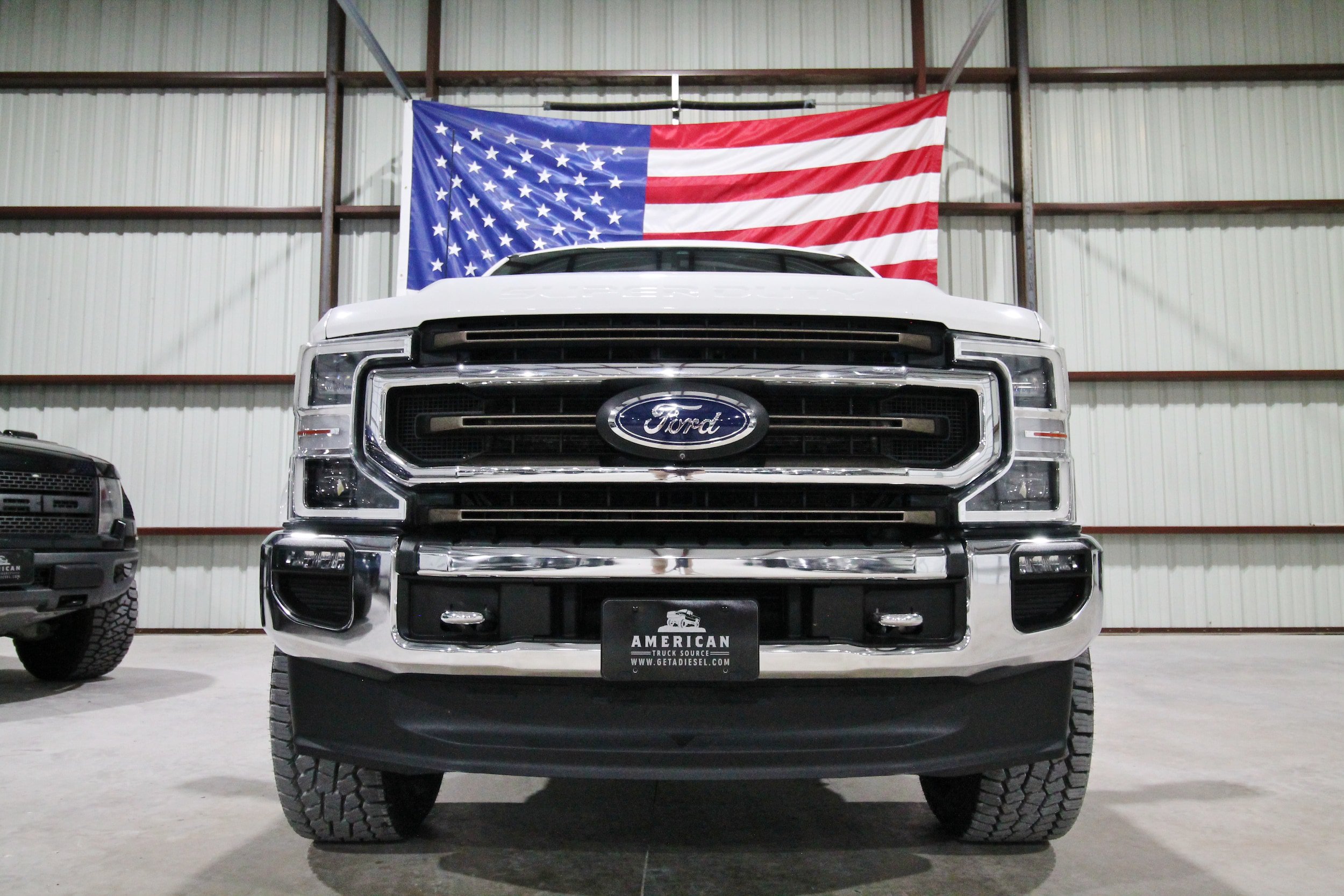 Used 2022 Ford F250 King Ranch w/ King Ranch Ultimate Package AWD/4WD image 2