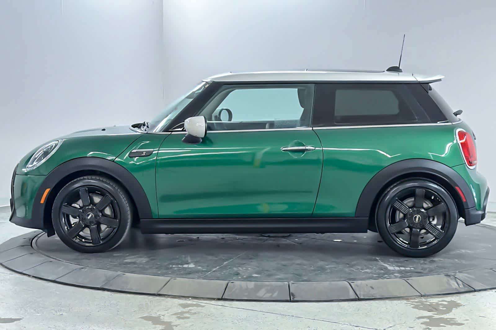 Used 2024 MINI Cooper S FWD image 5