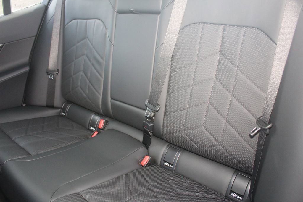 New 2026 BMW 530i xDrive w/ Convenience Package AWD/4WD image 22