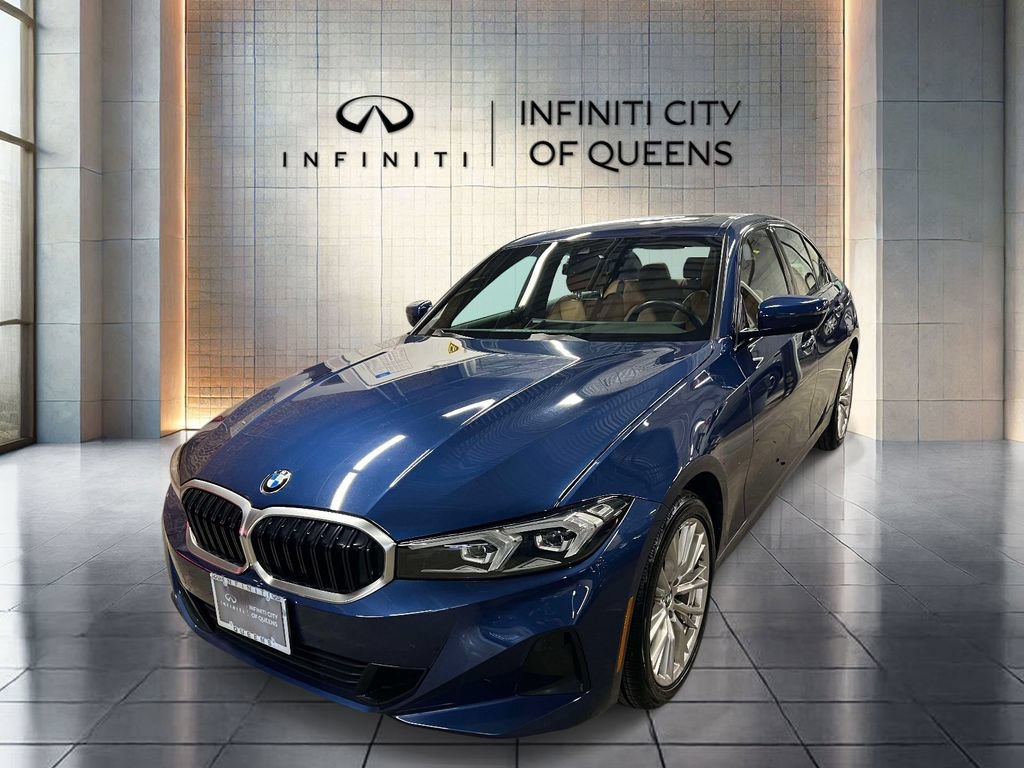 Used 2023 BMW 330i xDrive Sedan w/ Convenience Package AWD/4WD image 4