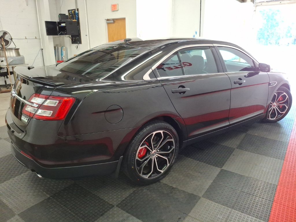 Used 2013 Ford Taurus SHO AWD/4WD image 10
