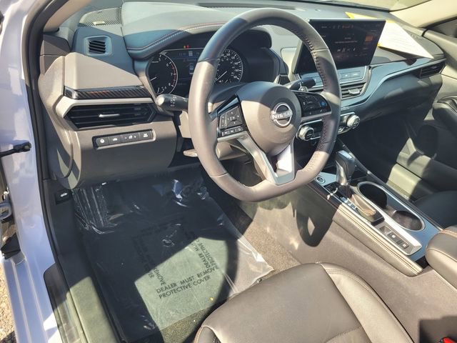 Used 2024 Nissan Altima 2.0 SR image 12