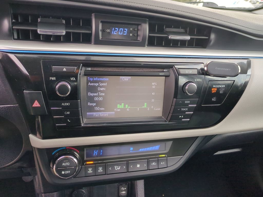 Used 2016 Toyota Corolla LE image 16