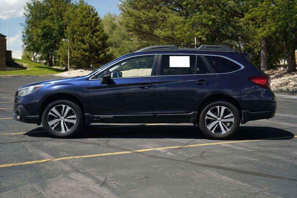 Used 2018 Subaru Outback 3.6R Limited AWD/4WD image 2