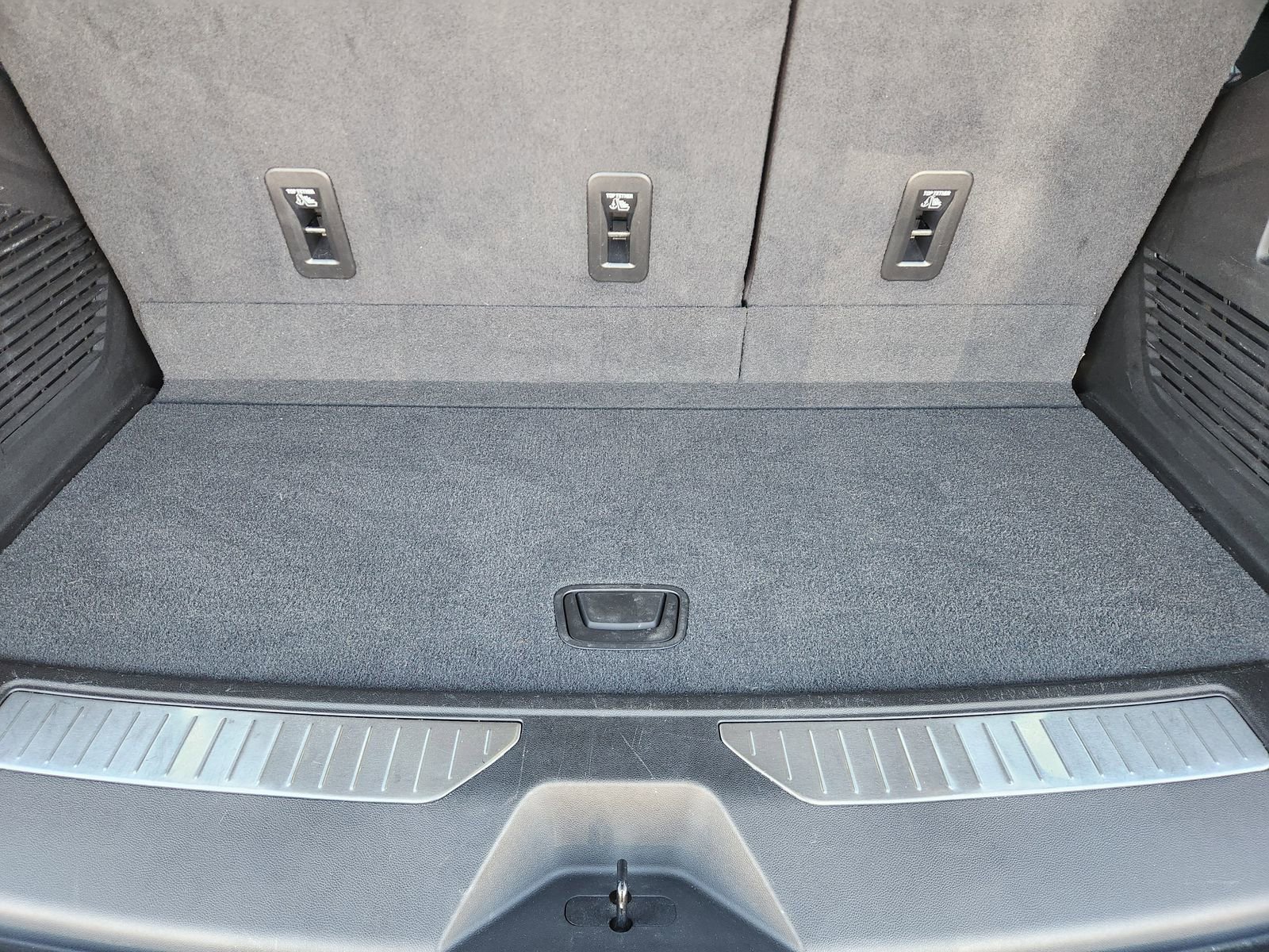 Used 2022 GMC Yukon AT4 image 38