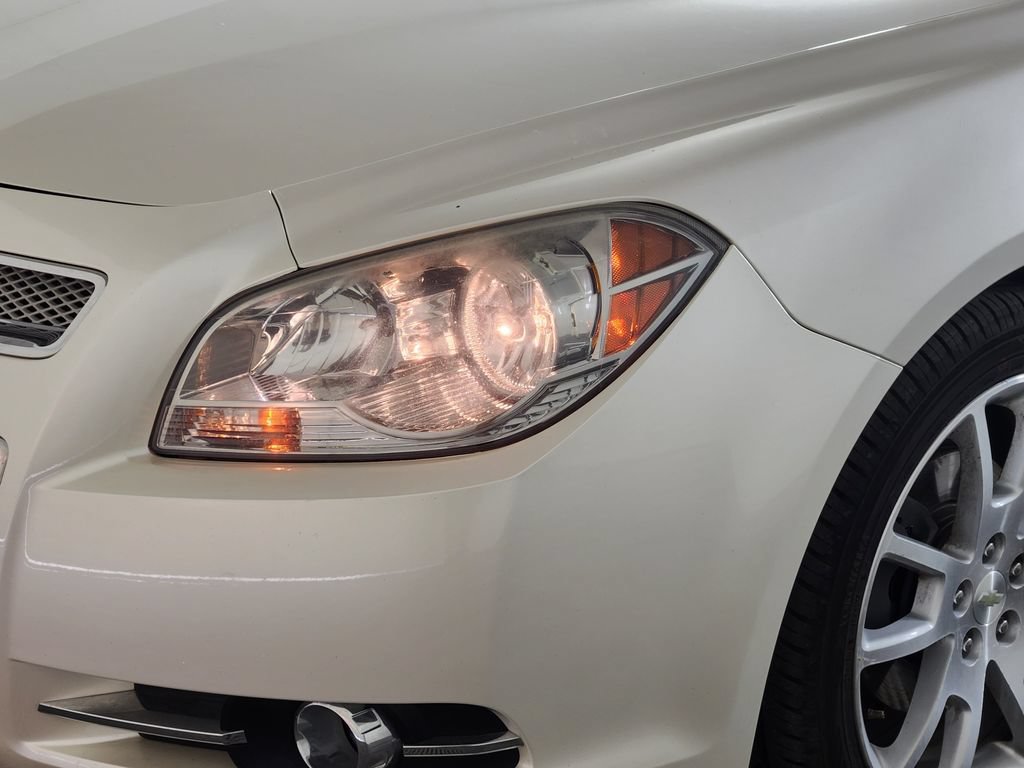 Used 2012 Chevrolet Malibu LTZ FWD image 8