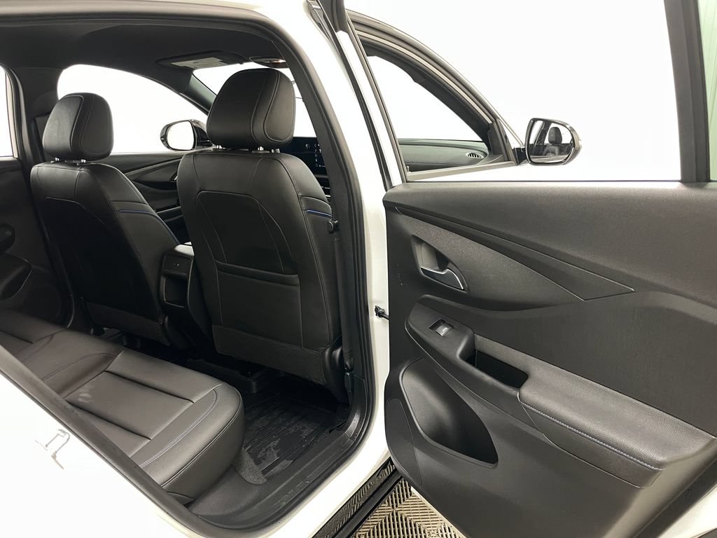 Certified 2024 Buick Envista Sport Touring w/ Convenience I Package FWD image 39