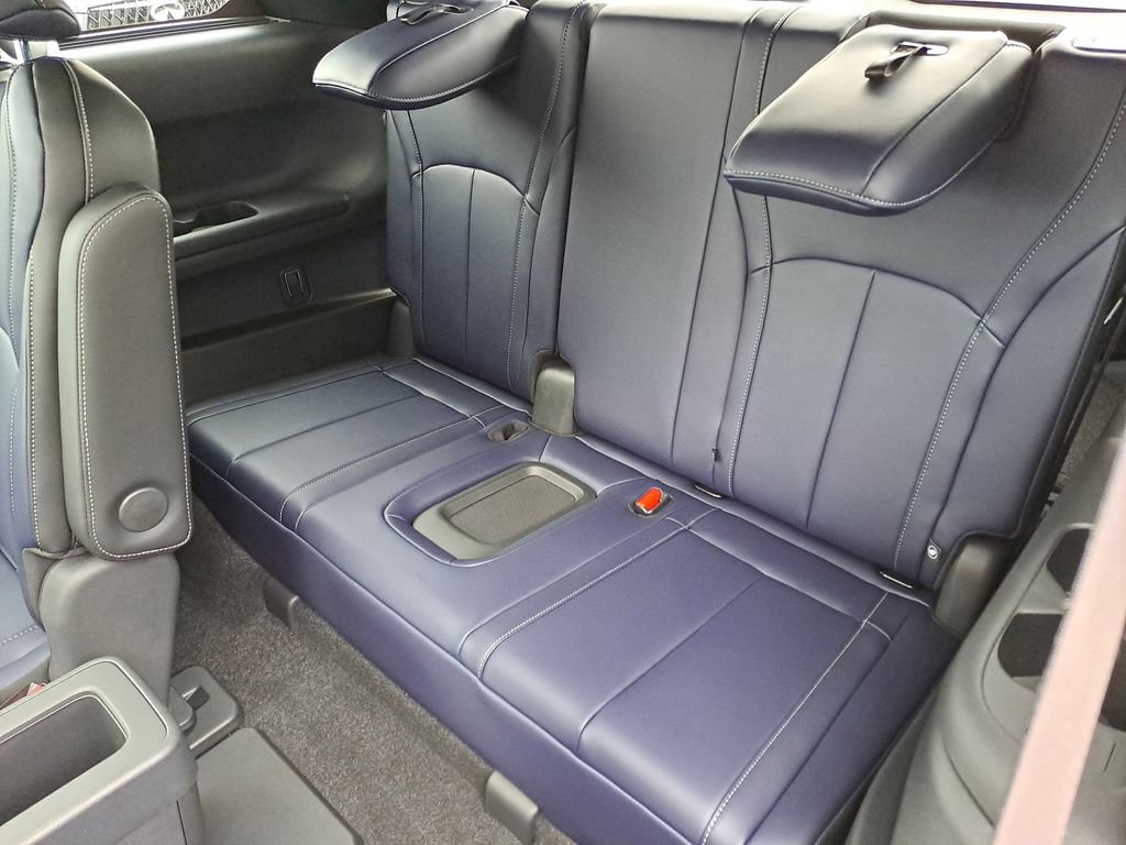 New 2026 INFINITI QX60 Sport w/ Dark Cargo Package image 21