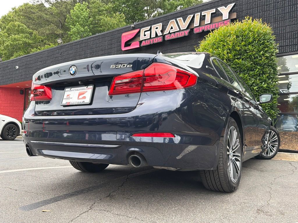 Used 2019 BMW 530e w/ Convenience Package RWD image 13