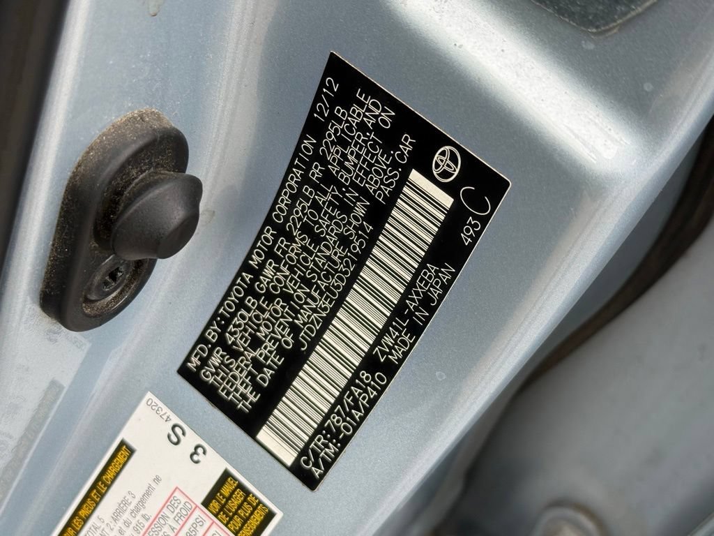Used 2013 Toyota Prius V Two FWD image 31