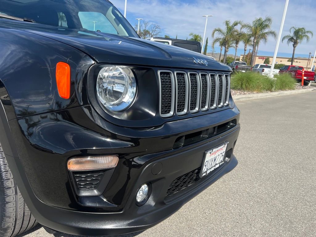 Used 2023 Jeep Renegade Latitude w/ Sun & Fun Group image 10