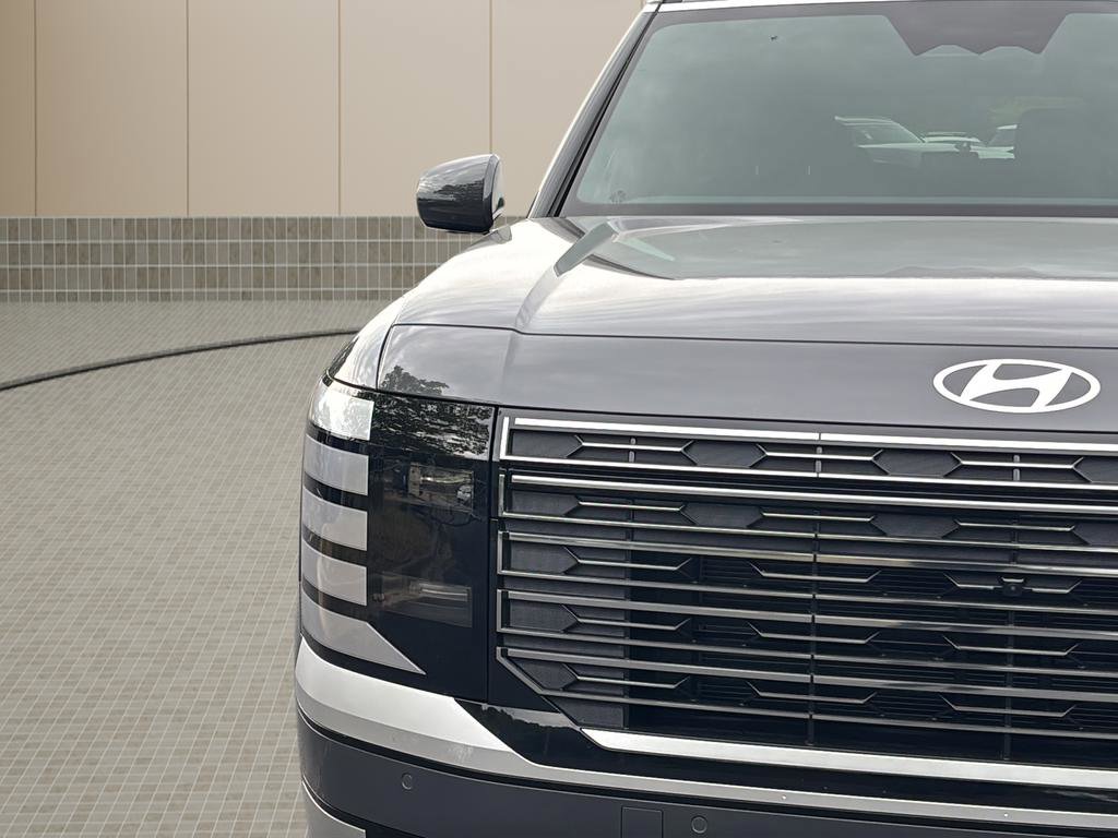 Used 2026 Hyundai Palisade Calligraphy FWD image 42