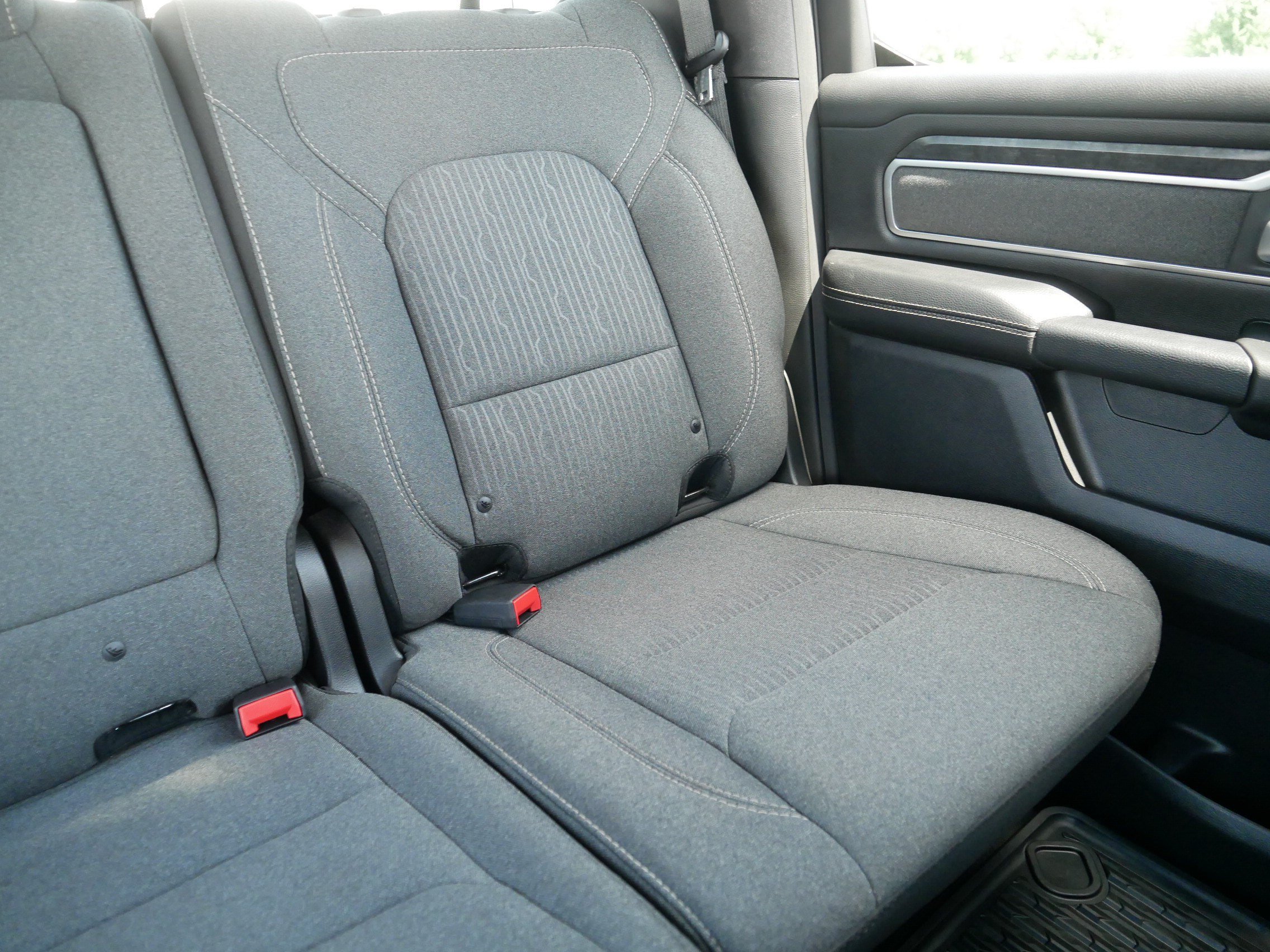 Used 2019 RAM 1500 Big Horn AWD/4WD image 14