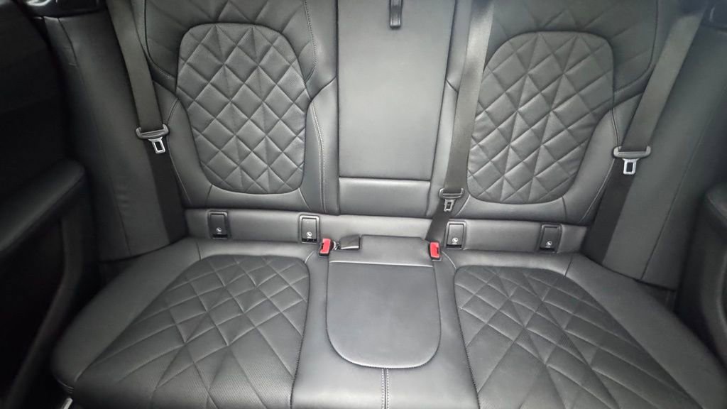 Used 2023 BMW X6 xDrive40i w/ M Sport Package image 29