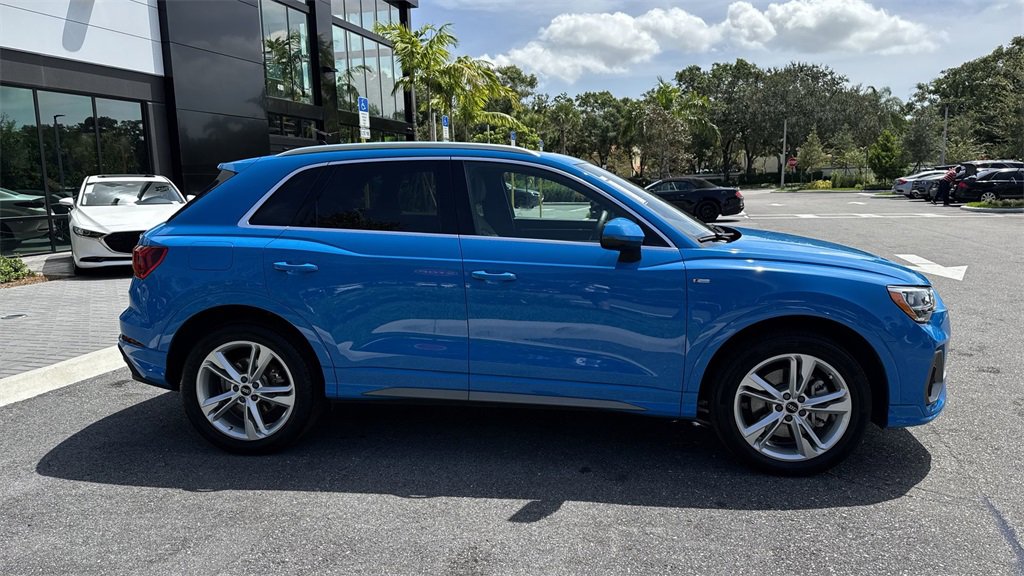 Used 2022 Audi Q3 2.0T Premium w/ Convenience Package image 6