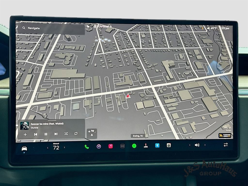 Used 2024 Tesla Model X image 18