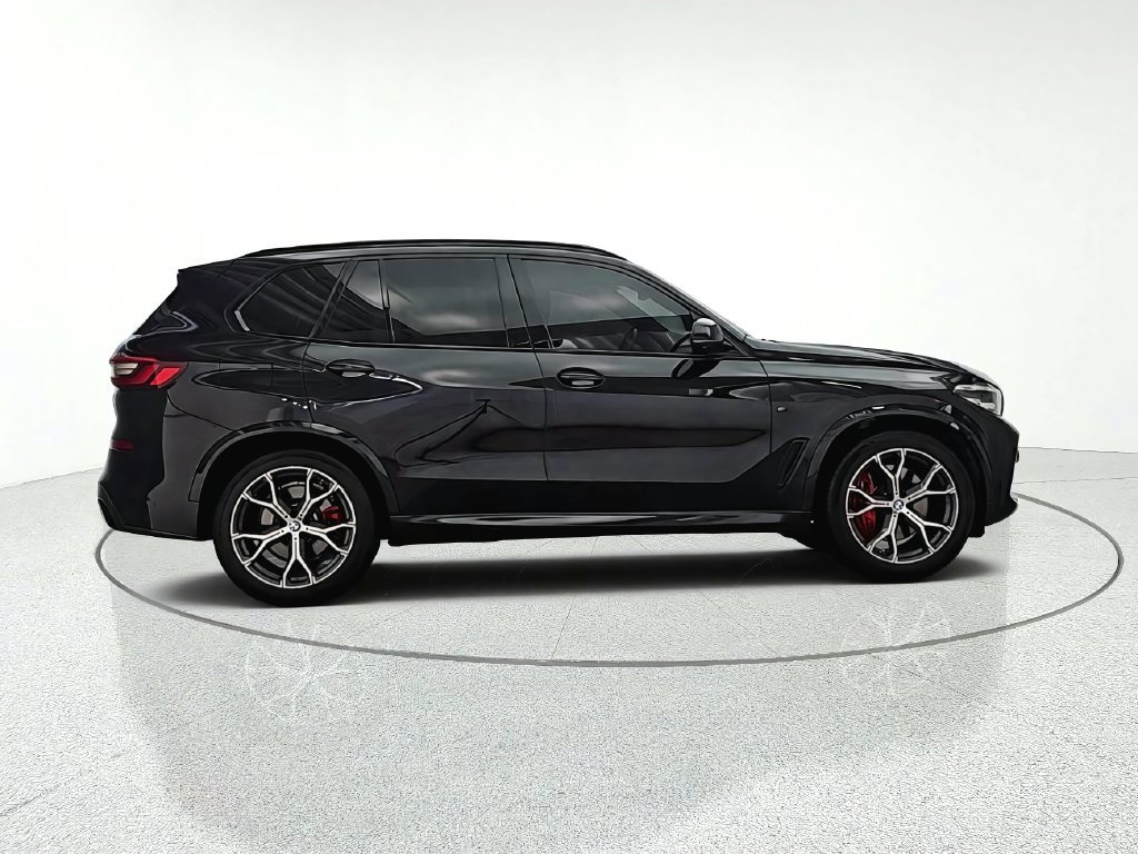 Used 2021 BMW X5 M50i AWD/4WD image 8