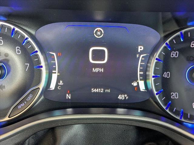 Used 2024 Chrysler Pacifica Touring-L image 11