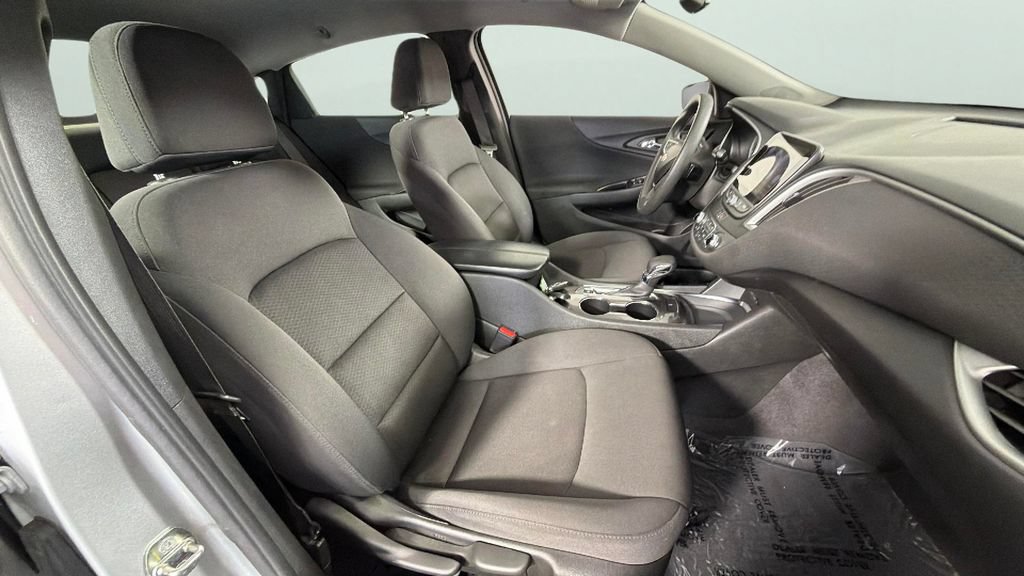 Certified 2022 Chevrolet Malibu LT FWD image 32